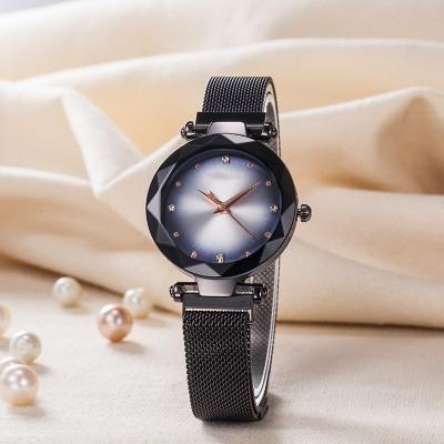 China Fashionable automatic date three-hand synchronization quartz crystal diamond watch, popular fashion for sale