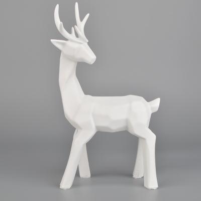 China Russia modern design poly decoration animal home craft of station craft resin white deer desk ornament for sale