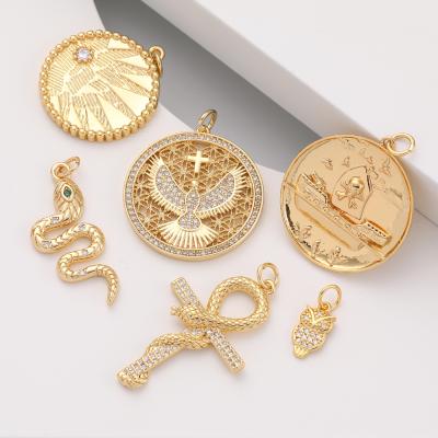 China High Quality/Safe New Arrival 18k Gold Plated CZ Sanke Eagle Owl Charms Pendant For Women Necklace Jewelry Making Diy for sale