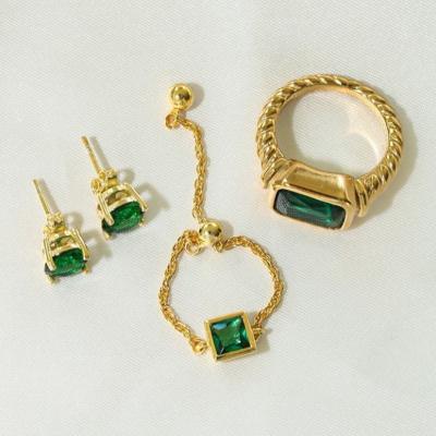 China 2022 TRENDY Women Jewelry 18K Gold Plated Adjustable Stainless Steel Cord Ring Emerald Green Gem Square Zircon for sale