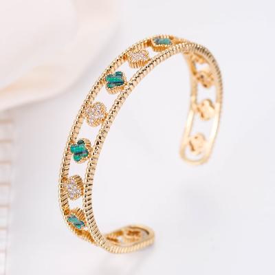 China 2022 TRENDY New Lucky Clover Bracelet Ring Set Micro - Inlaid Zircon Hollow Jewelry Wholesale for sale