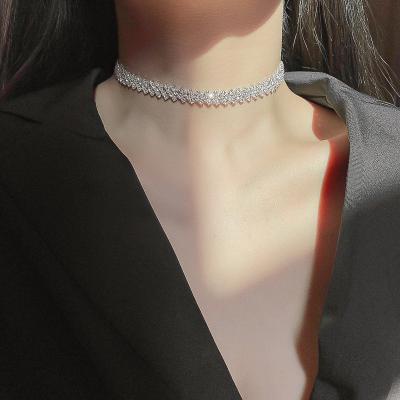 China FASHIONABLE Light Luxury Clavicle Chain Choker Full Diamond Necklace Fashion Soft Necklace for sale