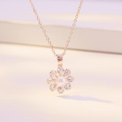 China TRENDY Necklace For Women Chain Choker With Rhinestone Korean Fashion Petal Jewelry New Year Girl Birthday Gifts 2022 Free Shipping for sale