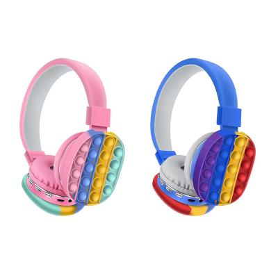 China Fashionable Wholesale Design Rainbow Silicone Hot Selling Wireless Headset for sale