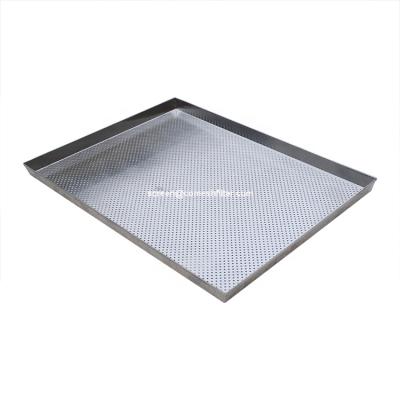 China Stocked 1.5mm Thickness Aluminum Metal Perforated Baking Trays Drying Pans With Round Holes for sale