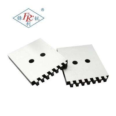 China Factory Customized Slow Plastic Crusher Blade Inlaid with Steel Plastic Crusher Pineapple Knife Shredder Blade for sale