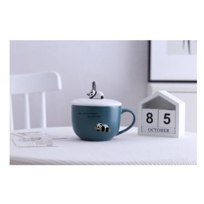 China Water Sustainable Large Capacity High Value Cute Cup Panda Ceramic Mug With Lid Spoon Ceramic Mug for sale