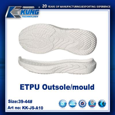 Cina Non Toxic TPU Rubberized EVA Sole Waterproof Rubber Traction Outsole in vendita