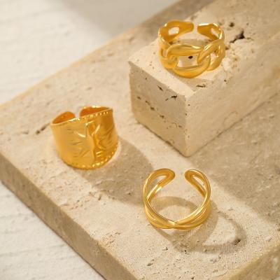 China 18k Gold IP Plated Stainless Steel Statement Ring Engraved Stripes Braided Twisted Punk Chunky Ring Rope Seal for sale