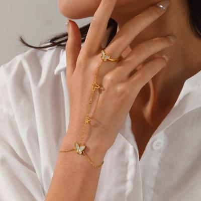 China /Sporty Casual Butterfly 2023 18K Gold Plated Stainless Steel Finger Chain Set For Women for sale