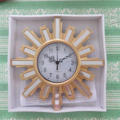 China Mordern Design Plastic Modern Design Clock Home Deco Wall Blow for sale