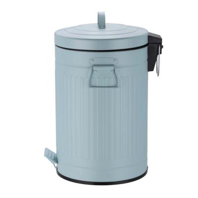 China Viable Hot Use Kitchen Bathroom Trash Can Home Waste Bin With Lid 12L Animal Proof for sale