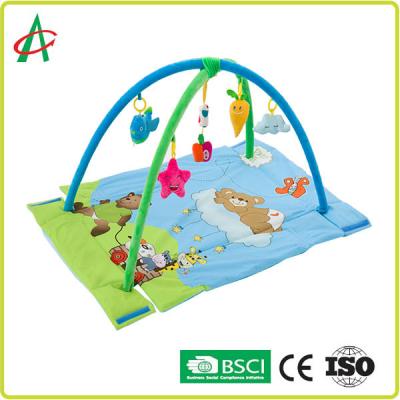 China Foldable Washable Baby Play Mat 76cm Multi Color With Cute Stuffed Toy for sale