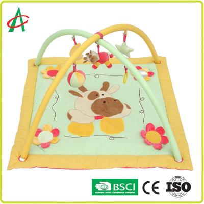 China EN71 Square Baby Crawling Blanket With Animal Character Printing for sale