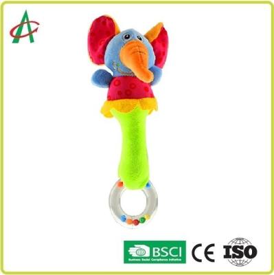 China Pp-Katoenen LDPE Teether van Shaker Baby Plush Rattle Veilige Zachte Stof Te koop