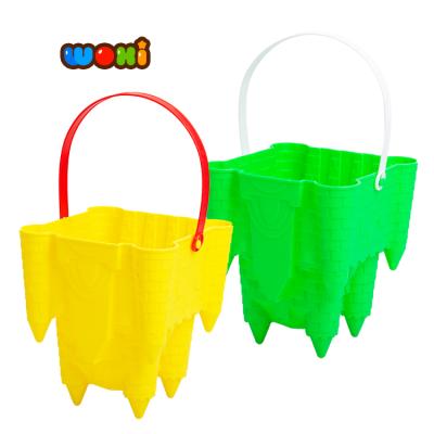 China Popular PP Beach Buckets Playing Kids Baby Beach Bucket Toy for sale