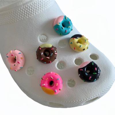 China Designer Charms 2022 New 3D Donut Croc Charms Shoes Charms Giftr Croc Shoe Decoration for sale