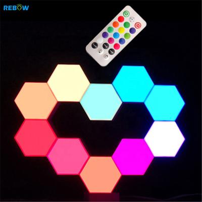 China Large Rebow Stock DIY Touch Nordic Minimalist Modern Honeycomb RGB RGB Led Indorr Hexagon Night Light for sale