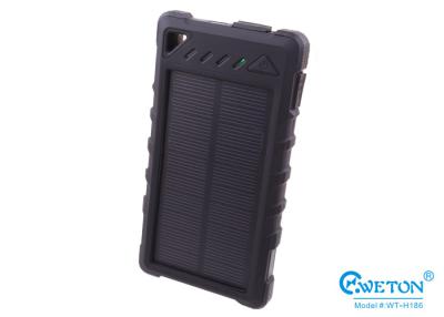 Cina Black Dual USB Portable Solar Power Bank 8000mAh Suitable For Smartphones,Tablet PC in vendita