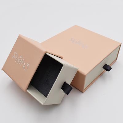 China Luxury Wholesale Fashion Jewelry Earrings Packaging Box Rings Gift Box for sale