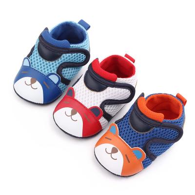 China Breathable Wholesale Baby Sports Shoes Soft Sole Fashion Baby Running Walking Sneaker for sale