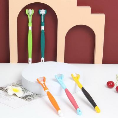 China Sustainable Hot Selling Cat Dog Cleaning Products Pet Teeth Cleaning Grooming Products Accept Customized Three Sided Pet Toothbrush for sale