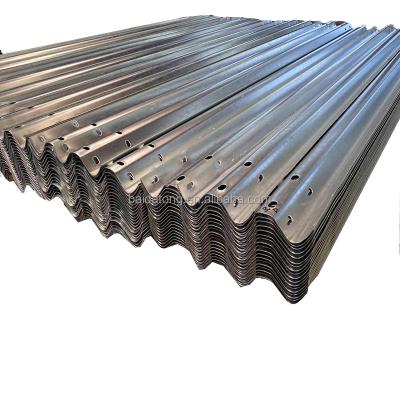 China Anti-Corrosion Crash Barrier W Beams Highway Guardrail And Accessories Galvanized Highway Guardrail for sale