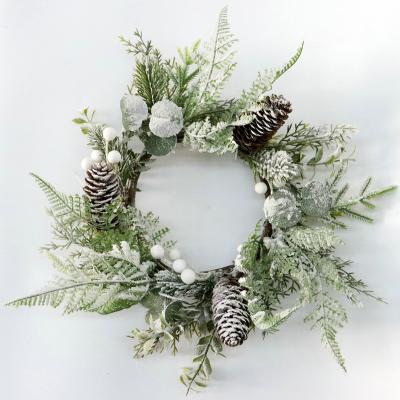 China Yarn+Factory Direct Selling Amazon Christmas Artificial Christmas Garland Ice Crystal Pinecone Wreath Plastic Hot Decorative Wreath for sale