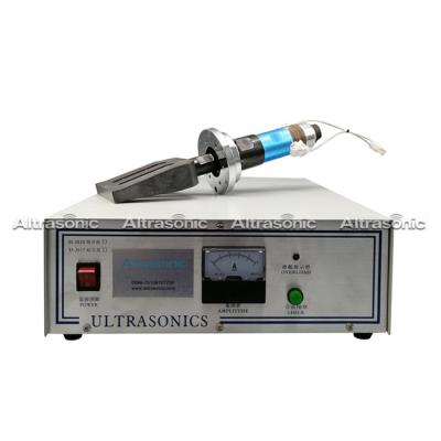 China 2000W Ultrasonic Sealing Machine For Fabric Welding for sale