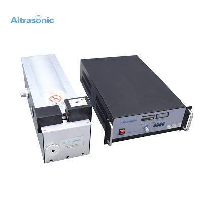 China 20kHz Ultrasonic Metal Welder One Time Welding Molding for sale