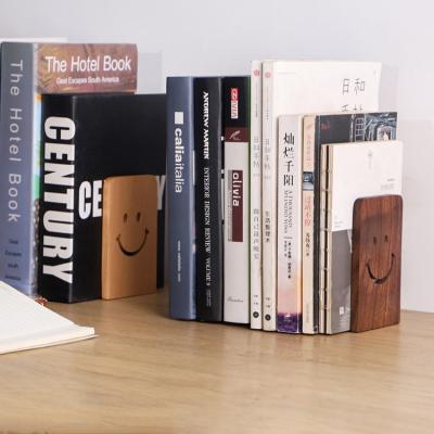 China Creative Solid Wood Table Bookends Book Stand Decorations Contemporary Nordic Style Home Luxury Custom Made Furniture Creative Home Decorative for sale