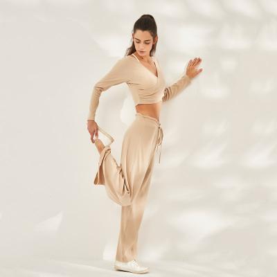 China Selling Breathable V Neck Long Wide Leg Pants 2 Pieces Long Leg Panties New Main Type Breathable Well Set Women for sale