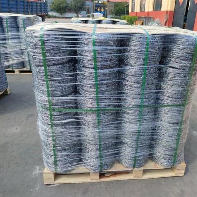 China Corrosion Resistance Barbed Wire Fence Price Cheap Wire Fencing for sale