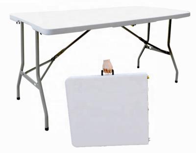 China Modern Rectangular Shape HDPE Outdoor Club Folding Table With 6FT Height for sale