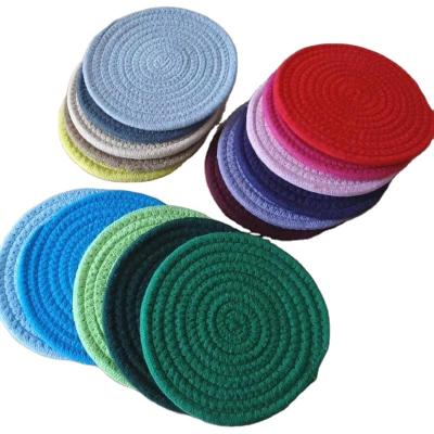 China Sustainable Eco - Friendly Handmade Multiple Colors Cotton Tea Rope Woven Round Table Mat For Decoration for sale