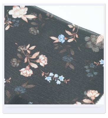 China Custom Printed Memory 100%Polyester Pleat Chiffon Fabric Crepe Chiffon Fabric for sale