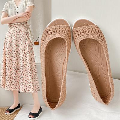 China New Designer Summer Fashion Trend Weave Women Slippers Shoes Flat Ladies Summer Casual Beach Sandals Shoes for sale