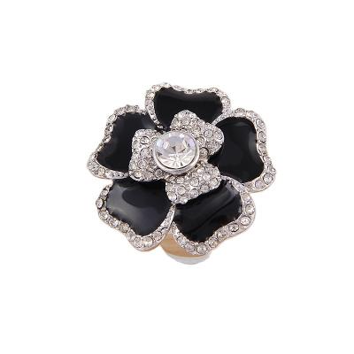 China Fashion Jewelry Alloy Plating Platinum Black Enamel Diamond Neo-Gothic Flower Exaggerated Big Ring Women's Jewelry for sale