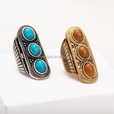 China Vintage Vintage Gold and Silver Vintage Large Women's Ring with Gemstones for sale