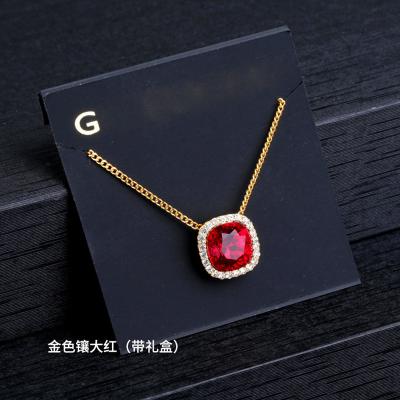 China Austrian Square Fashion Women's Real Gold CLASSIC Jewelry Clavicle ch Brass Electroplating Crystal Diamond Pendant Simple Short Necklace for sale