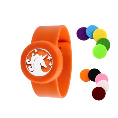 China Orange Silicone Aroma Essential Oil Diffuser Bracelet 25mm Aromatherapy Stainless Steel Diffuser Bracelet Jewelry Wholesale for sale