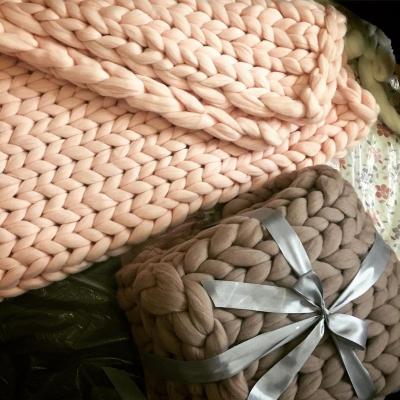 China Merino Anti-pilling Knitted Hand Braided Wool Fleece Chunky Blanket for sale