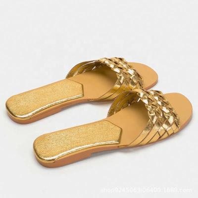 China Custom Logo Gold Braid Leather High Quality Shiny Diamond Design Flats Slipper Shoes Fashion Trend Slides Slippers Shoes for sale