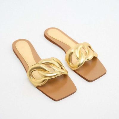 China Fashion Trend Metal Buckle Custom Square Design Shoes Pearl Sandals For Women And Ladies High Heels Slides Slippers Luxury Fashion Flats for sale