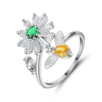 China Wholesale Fashion TRENDY Daisy Rings For Girls Lovely Cute Diamond Bee Flower Rings for sale