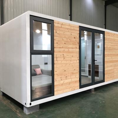 China Real Wood Cabin Prefab House Tiny House Modern Assembled Wooden House for sale