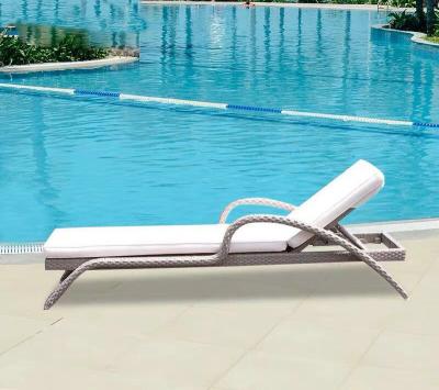 China Modern Contemporary Beach Aluminum Folding Lounge Chair With High Quality for sale