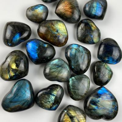 China China wholesale hot sale natural cheap blue heart healing rough stone labradorite for decoration theme MAS for sale