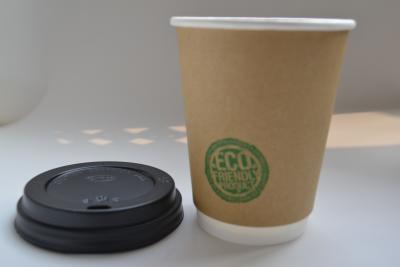 China 16 oz Disposable Ripple Paper Cups For Beverage With White / Black Lids for sale