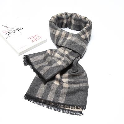 China Long In Running Low MOQ Winter Plaid Scarf 100% Viscous Men Scarves for sale